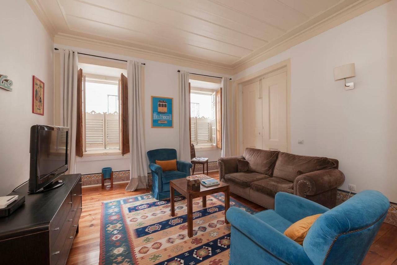 2 Bedroom Apartment With Patio Next To Avenida Da Liberdade Лиссабон Экстерьер фото